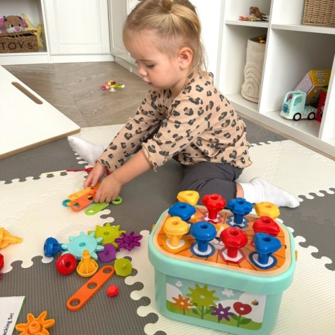 WOOPIE GREEN Konstrukcyjny BOX Motoryczny Montessori 12w1 FSC Woopie Let's Go Green WOOPIE GREEN Konstrukcyjny BOX Motoryczny Montessori 12w1 FSC Woopie Let's Go Green