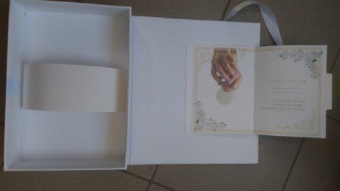 Pudełko na wszystkie pamiątki komunijne NR001 TANGRAM-PLUS Pudełko na wszystkie pamiątki komunijne NR001 TANGRAM-PLUS