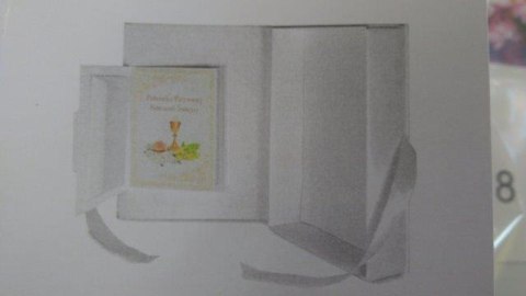 Pudełko na wszystkie pamiątki komunijne NR001 TANGRAM-PLUS Pudełko na wszystkie pamiątki komunijne NR001 TANGRAM-PLUS