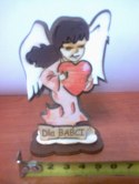 Anioł stojący z sercem babcia / dziadek 10 x 6 cm NAMI-wyroby z drewna Anioł stojący z sercem babcia / dziadek 10 x 6 cm NAMI-wyroby z drewna