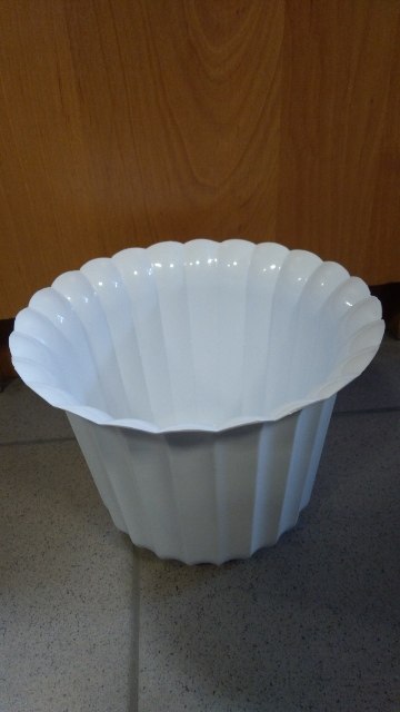 Osłonka /doniczka muszelka 18cm BIAŁA POLPLAST Osłonka /doniczka muszelka 18cm BIAŁA POLPLAST