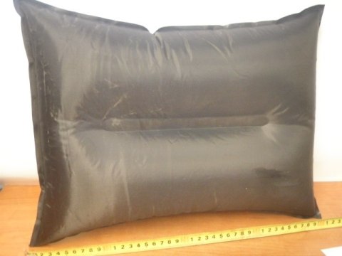 Poduszka dmuchana czarna 8254 GIGANT Poduszka dmuchana czarna 8254 GIGANT
