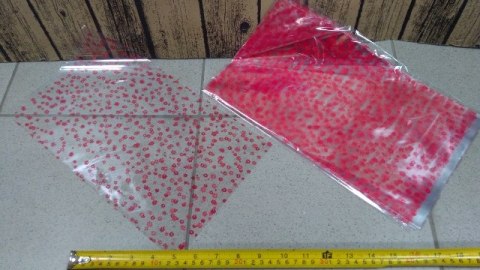 Worek celofan 20x35 czerwone kwiaty 25szt POLSY-worki foliowe Worek celofan 20x35 czerwone kwiaty 25szt POLSY-worki foliowe