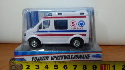 Auto metalowe mini van AMBULANS HKG071 HIPO - zabawki Auto metalowe mini van AMBULANS HKG071 HIPO - zabawki