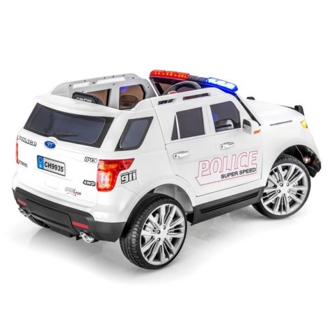MEGA POLICJA Z MEGAFONEM I RADIEM, MIĘKKIE KOŁA/9935 Import SUPER-TOYS MEGA POLICJA Z MEGAFONEM I RADIEM, MIĘKKIE KOŁA/9935 Import SUPER-TOYS
