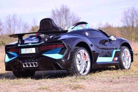 ORYGINALNE BUGATTI DIVO PEŁNA OPCJA, MIĘKKIE KOŁA, MIĘKKIE SIEDZENIE/HL338 Import SUPER-TOYS ORYGINALNE BUGATTI DIVO PEŁNA OPCJA, MIĘKKIE KOŁA, MIĘKKIE SIEDZENIE/HL338 Import SUPER-TOYS